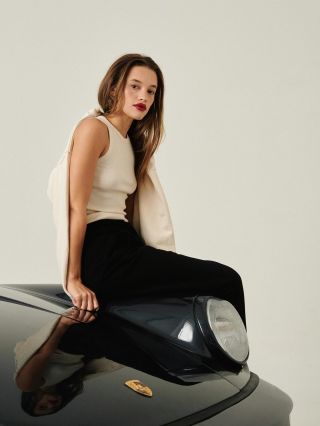 From Fibre to Fit. Every detail matters. Od vlákna k strihu. Na každom detaile záleží.